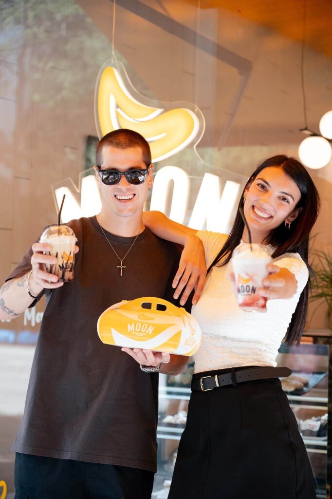 moon 12 Moon fotografía publicitaria pare redes sociales para bebidas y snacks en España realizado por una productora audiovisual