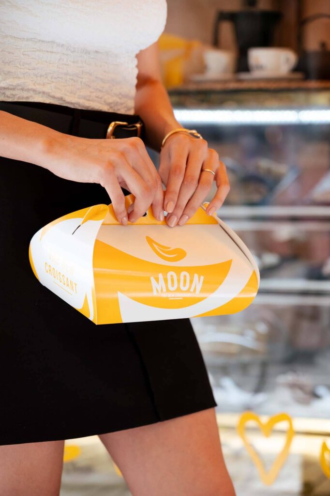 moon 13 Moon fotografía publicitaria pare redes sociales para bebidas y snacks en España realizado por una productora audiovisual