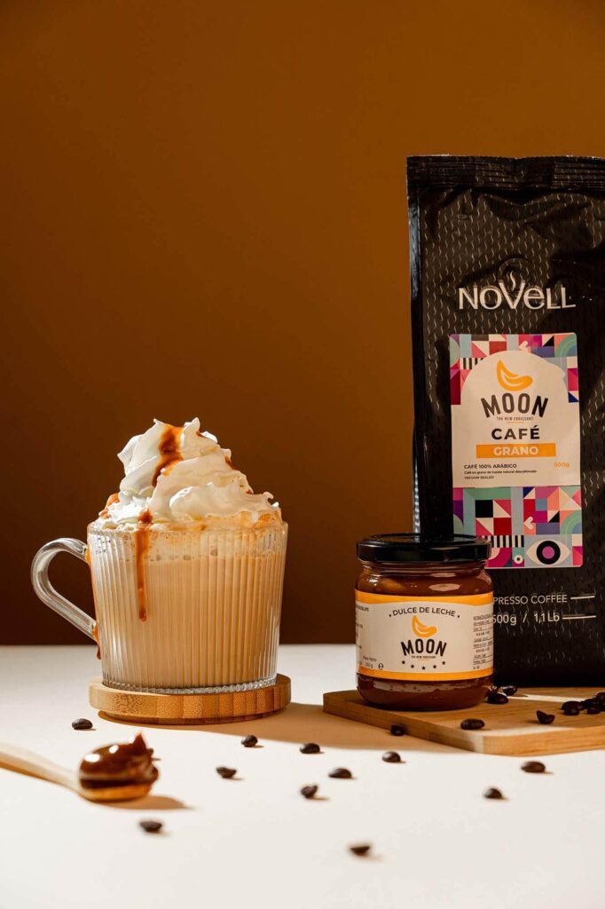 moon 23 Moon fotografía publicitaria pare redes sociales para bebidas y snacks en España realizado por una productora audiovisual