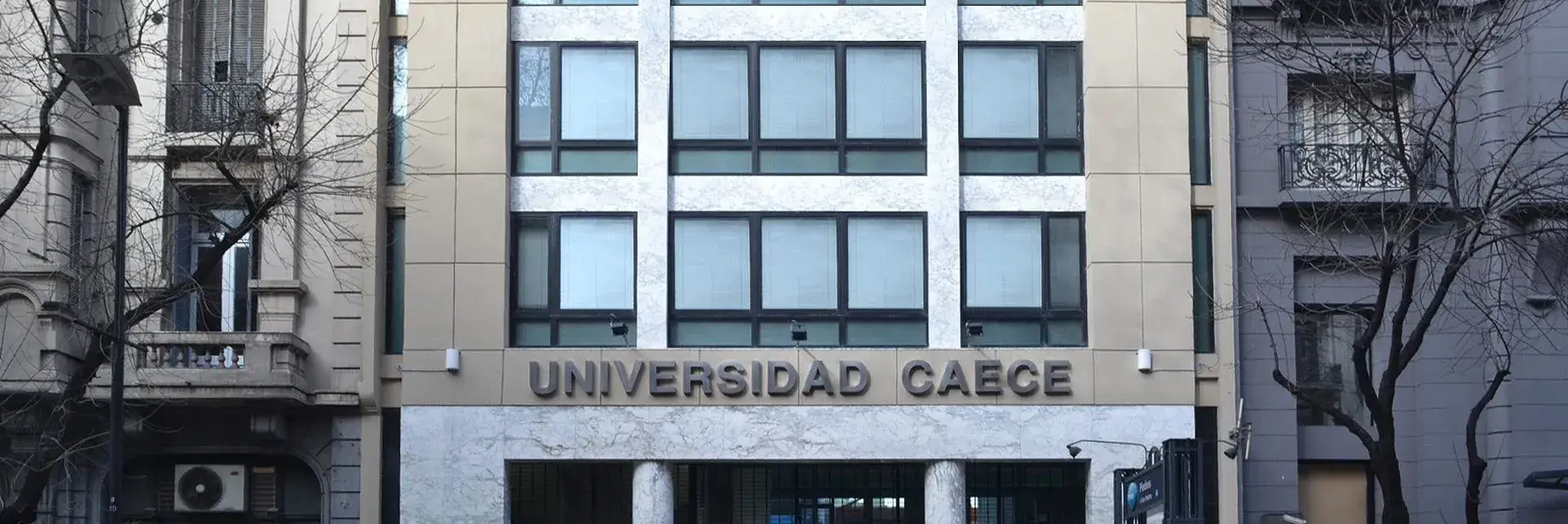 Universidad CAECE