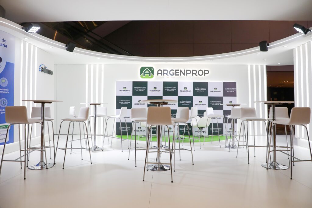 Argenoprop en el evento de Expo Real Estate Argentina 2024 en el Hilton con participación de un stand con cobertura de evento Argenoprop en el evento de Expo Real Estate Argentina 2024 en el Hilton con participación de un stand con cobertura de evento