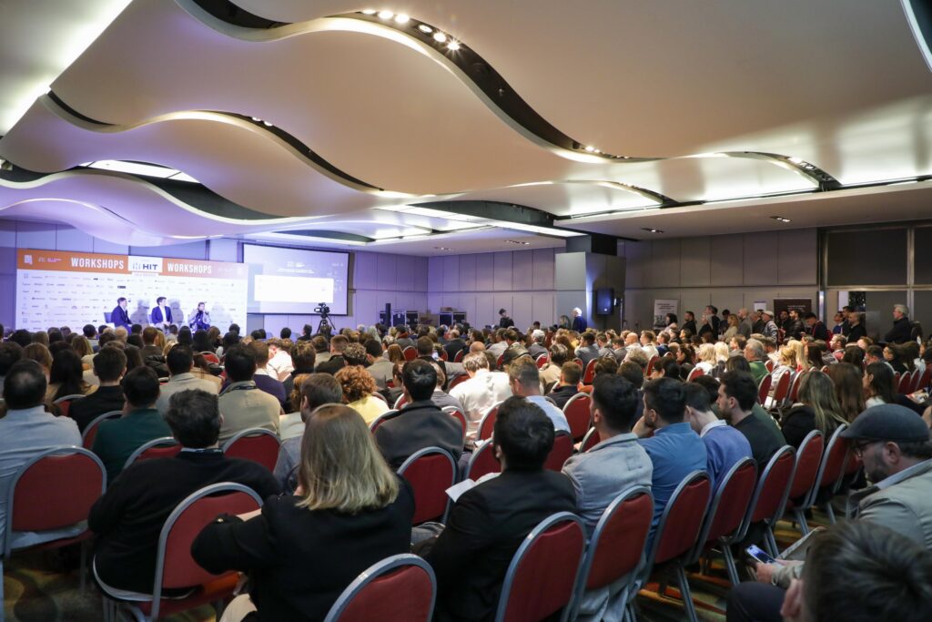 Argenoprop en el evento de Expo Real Estate Argentina 2024 en el Hilton con participación de un stand con cobertura de evento Argenoprop en el evento de Expo Real Estate Argentina 2024 en el Hilton con participación de un stand con cobertura de evento