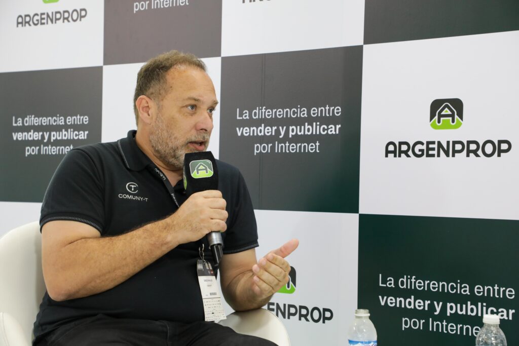 Argenoprop en el evento de Expo Real Estate Argentina 2024 en el Hilton con participación de un stand con cobertura de evento Argenoprop en el evento de Expo Real Estate Argentina 2024 en el Hilton con participación de un stand con cobertura de evento