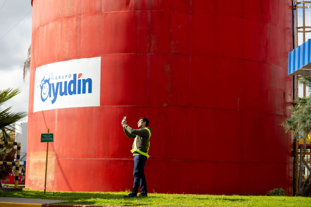 Grupo Ayudín Oficinas Buenos Aires Fotografía profesional publicitaria e institucional para marcas de Retail Grupo Ayudín Oficinas Buenos Aires Fotografía profesional publicitaria e institucional para marcas de Retail