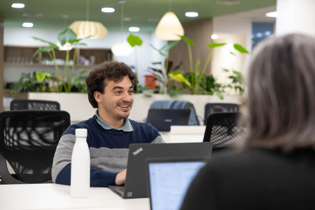 Grupo Ayudín Oficinas Buenos Aires Fotografía profesional publicitaria e institucional para marcas de Retail Grupo Ayudín Oficinas Buenos Aires Fotografía profesional publicitaria e institucional para marcas de Retail