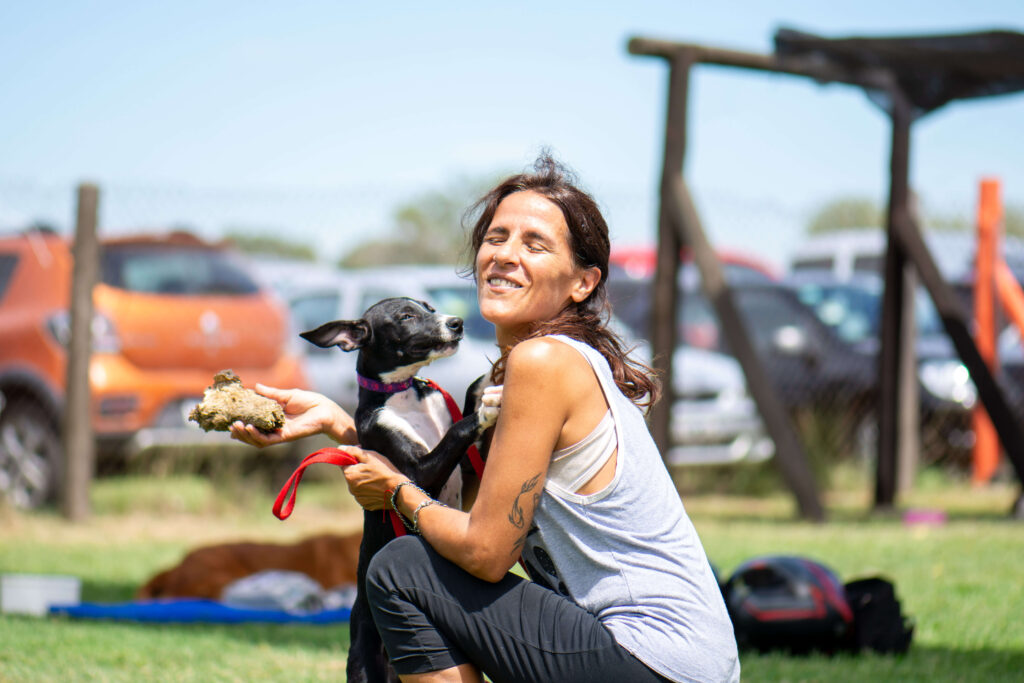 Experiencia de voluntariodo por un día en Refugio para Perros en Argentina Experiencia de voluntariodo por un día en Refugio para Perros en Argentina