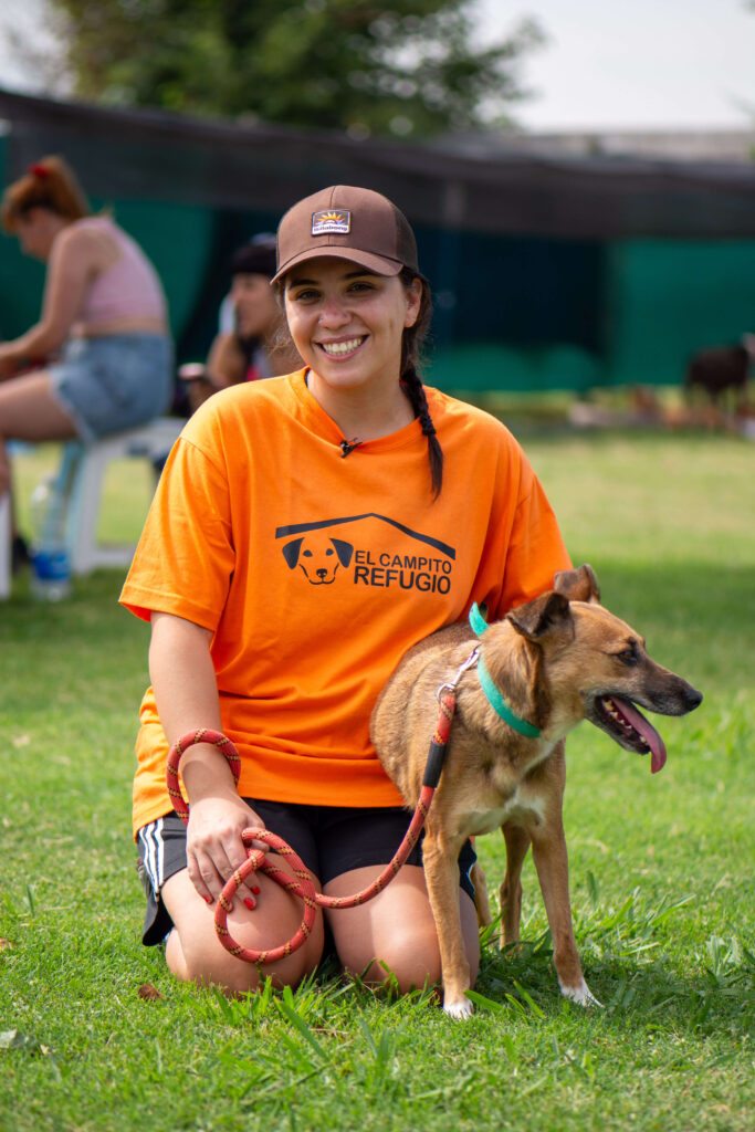 Fotografía a Voluntarios de ONG El Campito Refugio - Fotografía profesional Fotografía a Voluntarios de ONG El Campito Refugio - Fotografía profesional